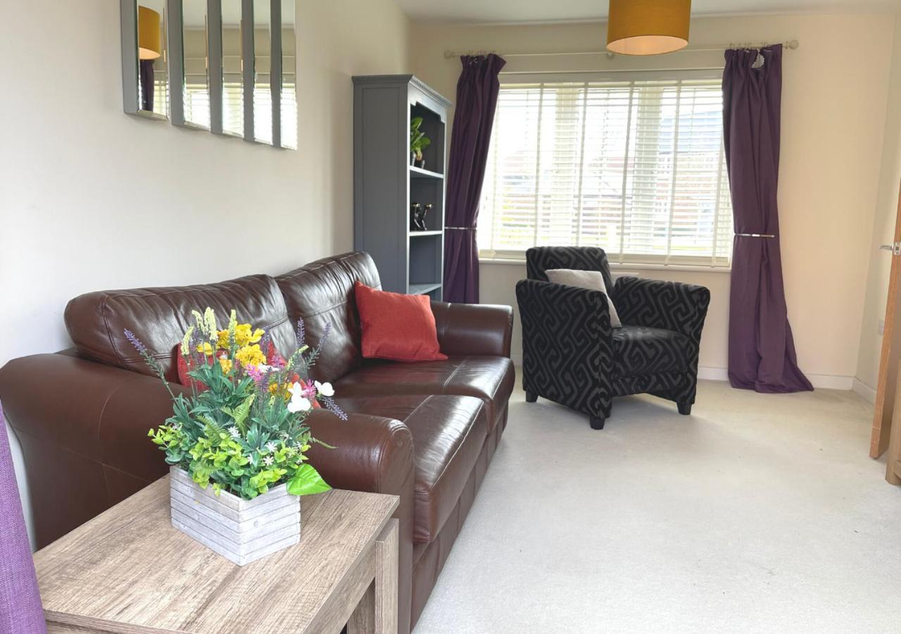 Ashford Holiday Home Sleeps 6 Free Parking Wifi Willesborough Exterior photo